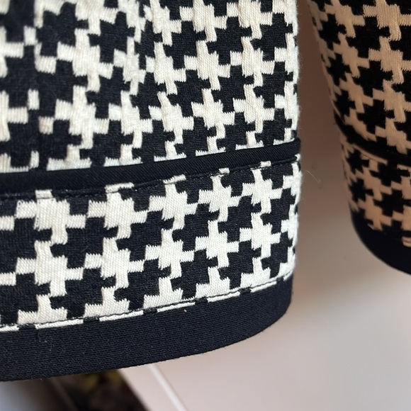 Tahari houndstooth jacket size 12P - Picture 4 of 6